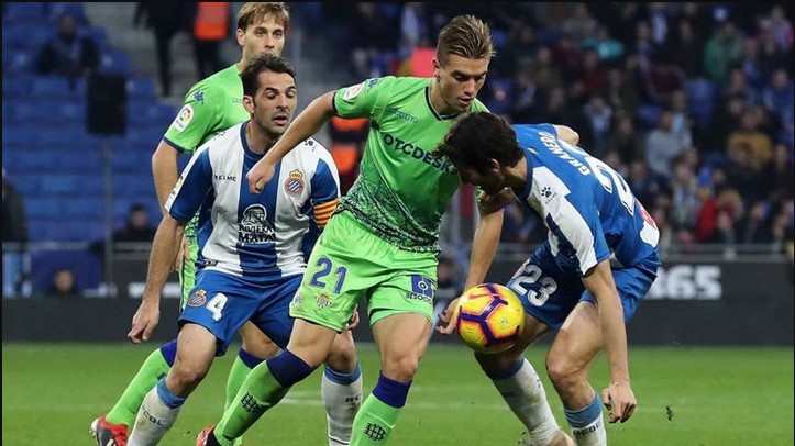 Soi kèo bóng đá Real Betis vs Espanyol tối nay