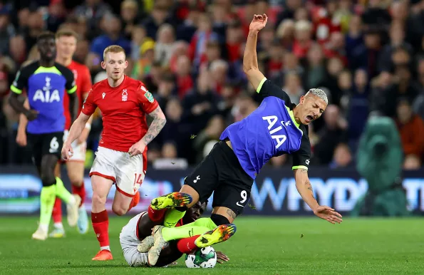 Soi kèo nhà cái Nottingham Forest vs Tottenham chuẩn thắng