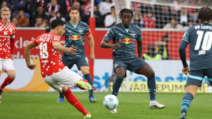 Soi kèo Bundesliga RB Leipzig vs Mainz 05 chuẩn thắng