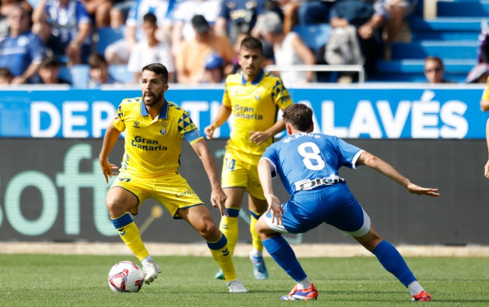 Soi kèo La Liga Las Palmas vs Deportivo Alavés chuẩn thắng